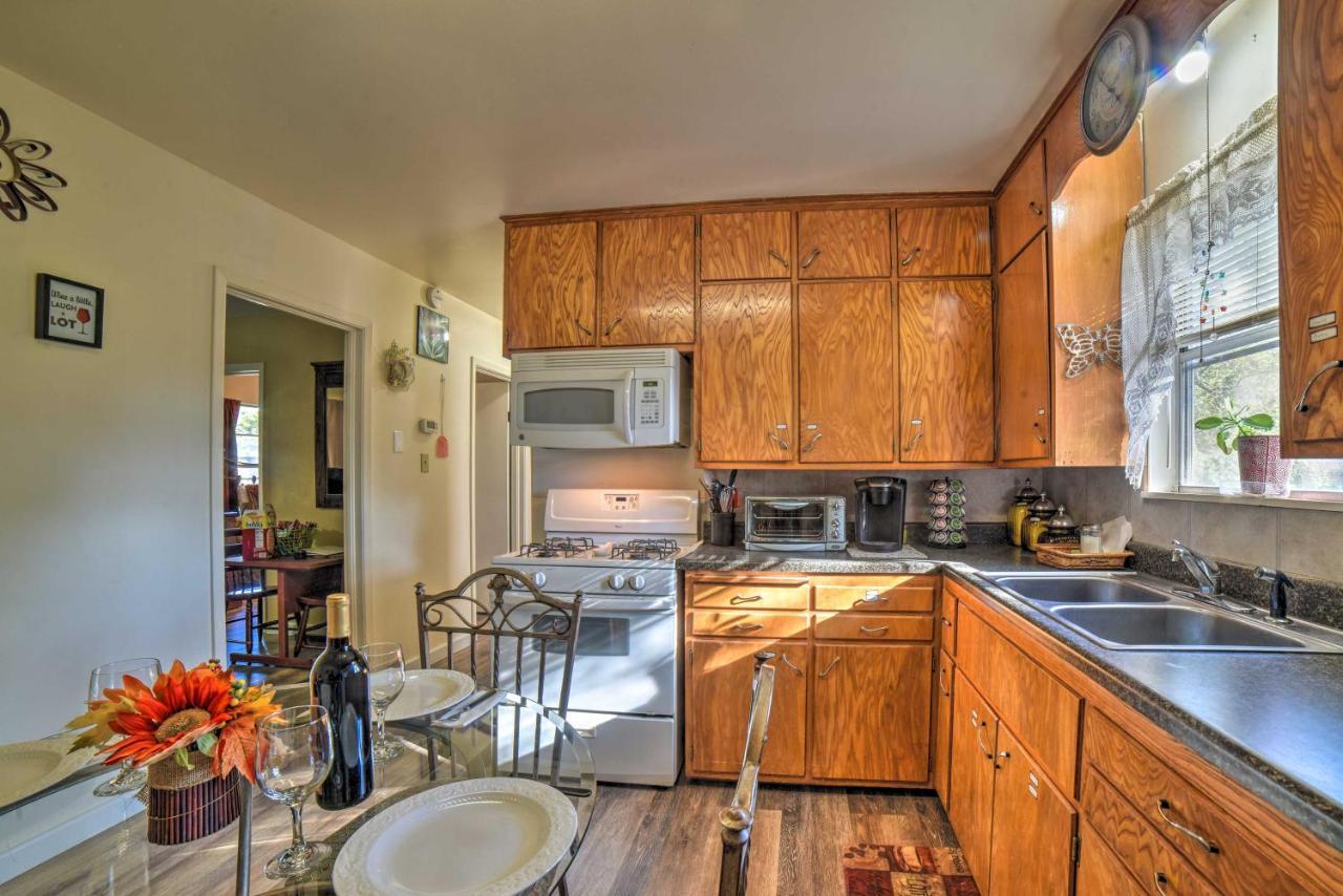 Fredericksburg Home 8 Blocks To Main St And Wineries Екстериор снимка