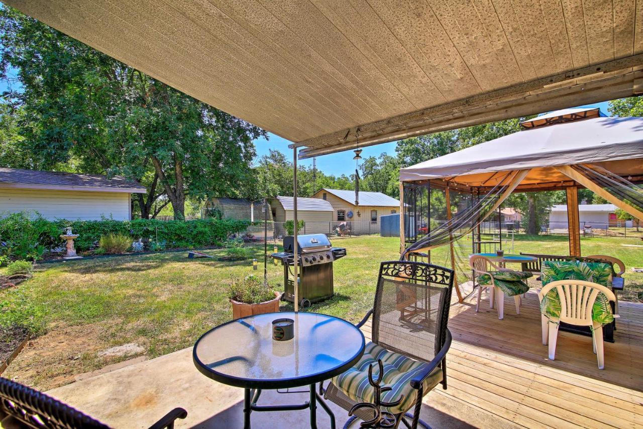 Fredericksburg Home 8 Blocks To Main St And Wineries Екстериор снимка